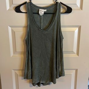 Great condition, White Crow Green Tank, size small
